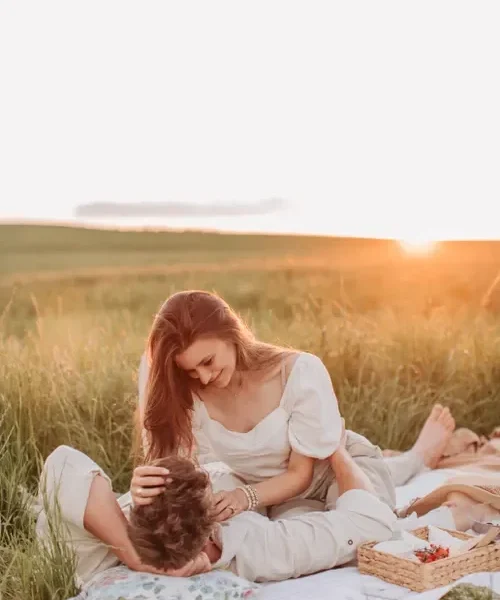 Couple enjoying a quiet evening together, one of the easy date night ideas for busy couples