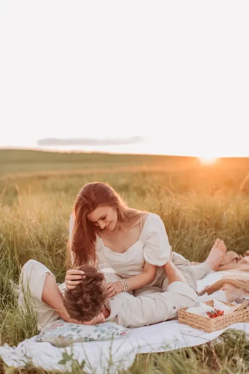 Couple enjoying a quiet evening together, one of the easy date night ideas for busy couples